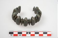 Foto von Bronzebuckelarmreif (NHMW-PRAE-025785)